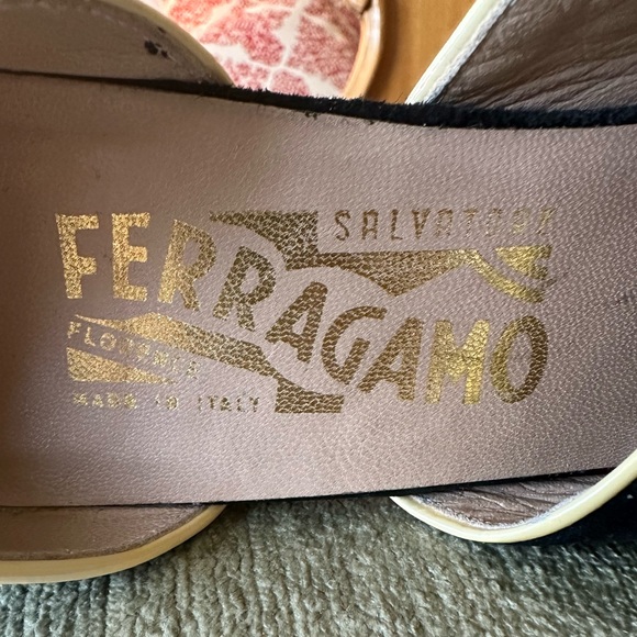 Salvatore Ferragamo size 8 Black suede Peep-Toe Heels - Picture 4 of 10